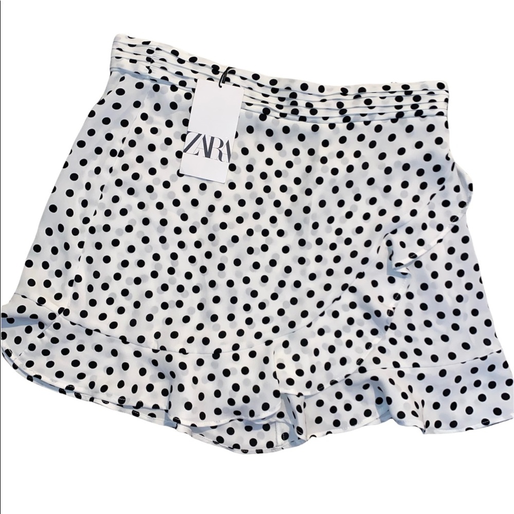 Zara • High Waisted Skort NWT